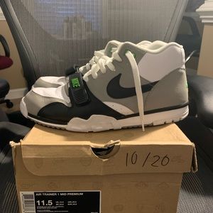 Nike Air Trainer 1 Mid Performance